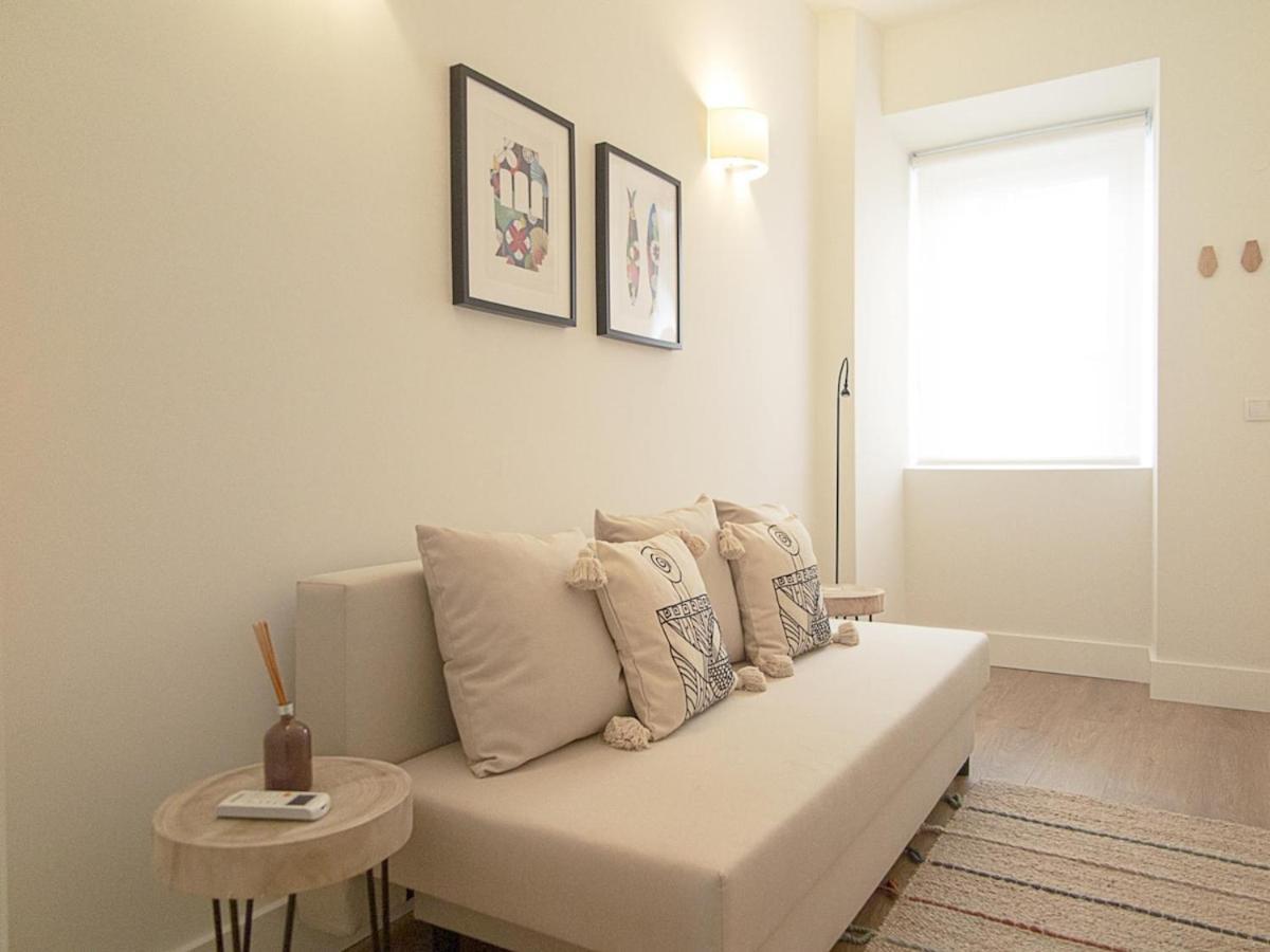 Apartment Principe Real Lovely With Ac Lisbon
